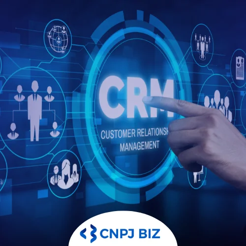 CRM Operacional - Círculo central com a palavra CRM e, conectados a esse círculo, outros círculos menores com ícones de pessoas.